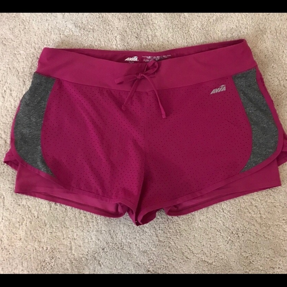 🌻 Avia Athletic Shorts